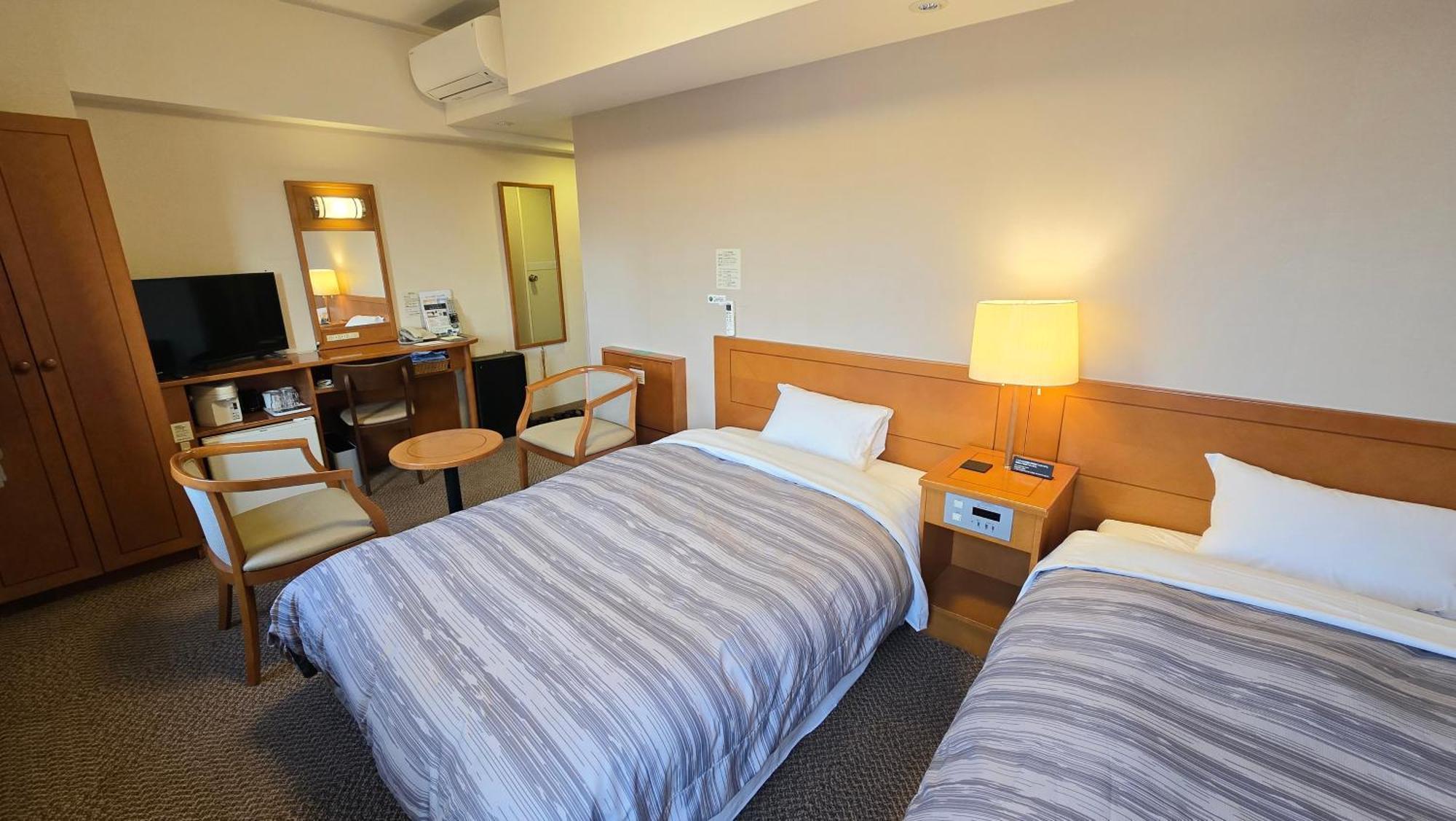 Hotel Route-Inn Fukaya Ekimae Exterior foto